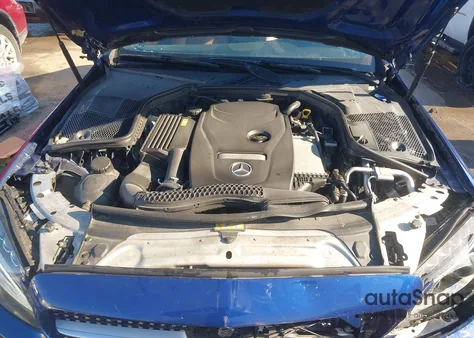 2017 Mercedes-Benz C 300 4Matic z USA, uszkodzony, nr VIN WDDWJ4KB5HF400616